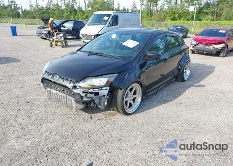 2013 Ford Focus z USA, uszkodzony, nr VIN 1FADP3L90DL364602